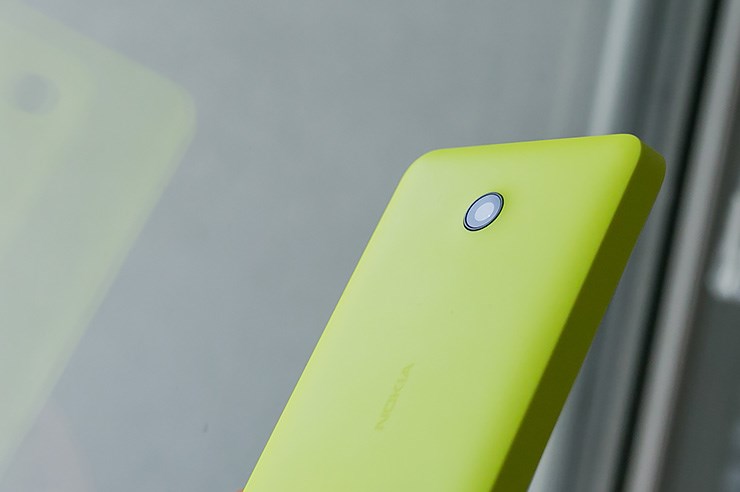 Nokia Lumia 630 (6).jpg